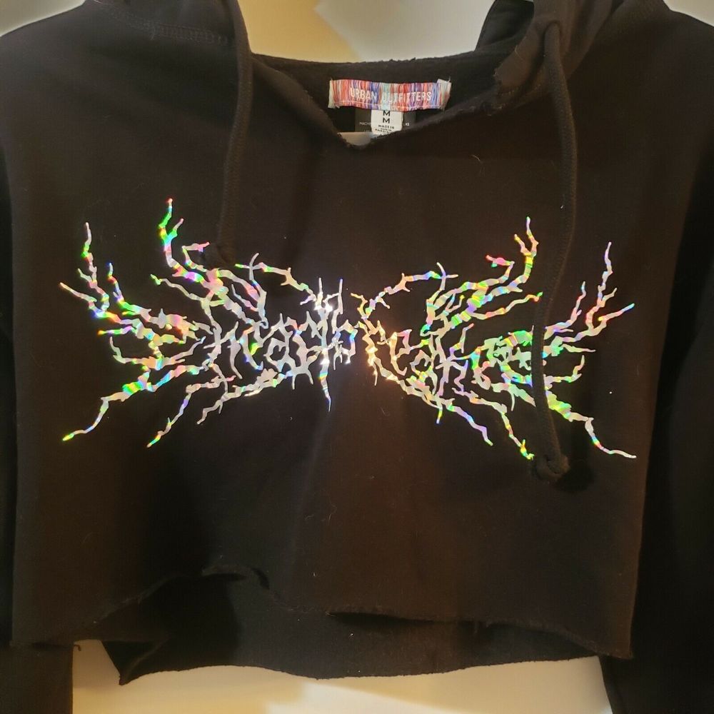 3/$25 Urban Outfitters UO Benny Heartbreaker Black Cropped Hoodie Sweatshirt Med - Picture 2 of 6